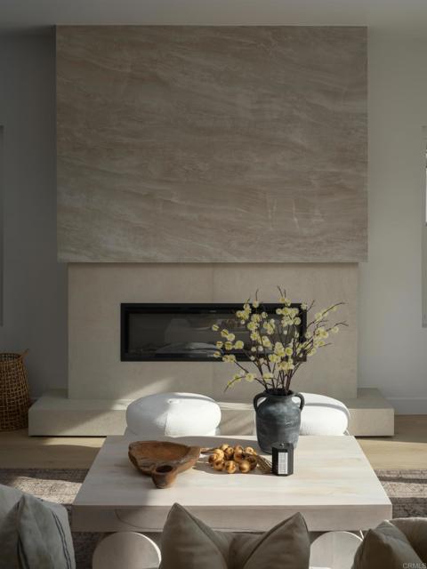 Detail Gallery Image 6 of 58 For 3231 Hawk St, San Diego,  CA 92103 - 4 Beds | 3/1 Baths