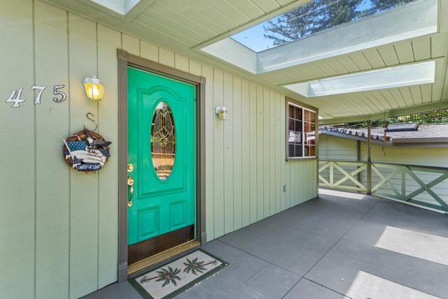 475 Riverview Drive, Boulder Creek CA: https://media.crmls.org/mediaz/cc8ae160-77e8-4a84-876f-91400a67cfbb.jpg