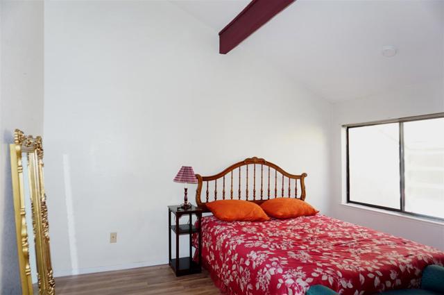 4733 Lago Vista Circle, San Jose CA: https://media.crmls.org/mediaz/cc8c4f57-f2d9-42db-9405-13ee041106f8.jpg
