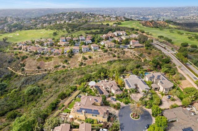 1460 Lauren Court, Encinitas CA: https://media.crmls.org/mediaz/cc8d209b-2d21-4293-b18b-108025d118d9.jpg