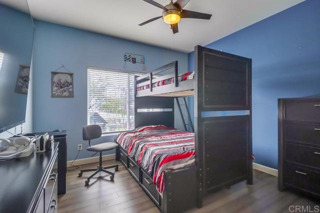 898 Padera Ct, Chula Vista CA: https://media.crmls.org/mediaz/cc8db28d-dbba-406e-b1f7-578be7b2697d.jpg