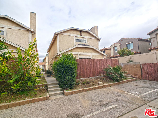 17200 Roscoe Boulevard, Northridge CA: https://media.crmls.org/mediaz/cc8e7b5b-f688-437e-baf8-29b7bf902b02.jpg