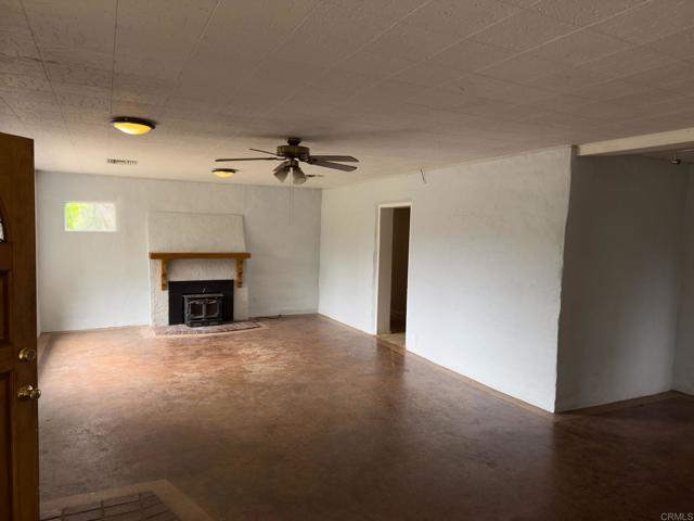 30825 Valley Center Drive, Valley Center CA: https://media.crmls.org/mediaz/cc8eb95c-4808-4c7d-b06f-79113201c297.jpg