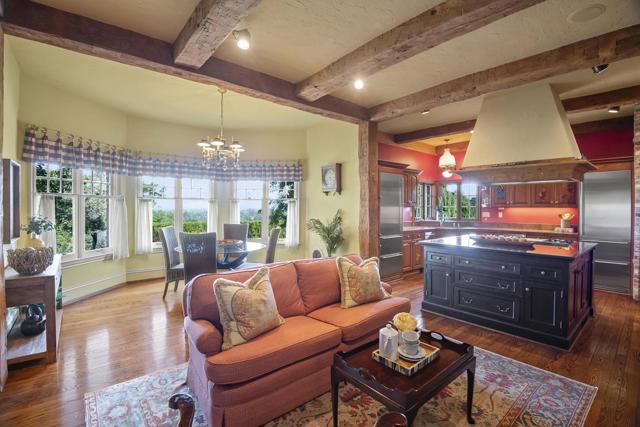 12359 Farr Ranch Road, Saratoga CA: https://media.crmls.org/mediaz/cc8f22be-bfd5-4a79-990b-f26903fc323d.jpg