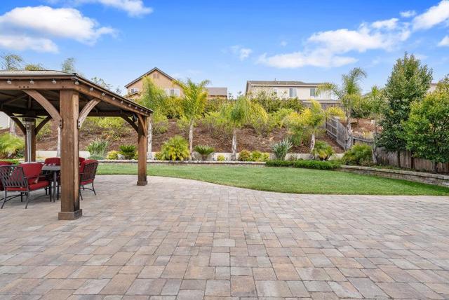 1515 Sunflower Drive, Hollister CA: https://media.crmls.org/mediaz/cc8fa682-332c-4c59-a973-84fec229a218.jpg