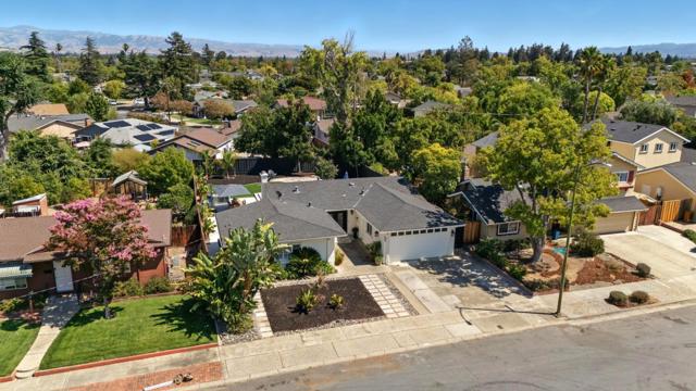 2924 Vivian Lane, San Jose CA: https://media.crmls.org/mediaz/cc9163f5-0f37-49d5-9690-1204567a11e1.jpg