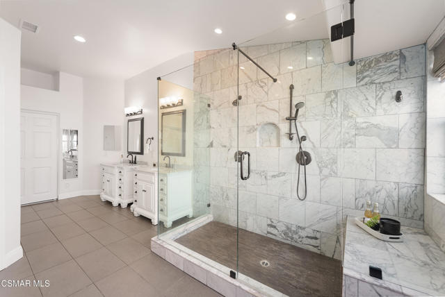 32711 Wellbrook Drive, Westlake Village CA: https://media.crmls.org/mediaz/cc91f79a-2ed7-4c84-9ca9-a4306498cbe8.jpg