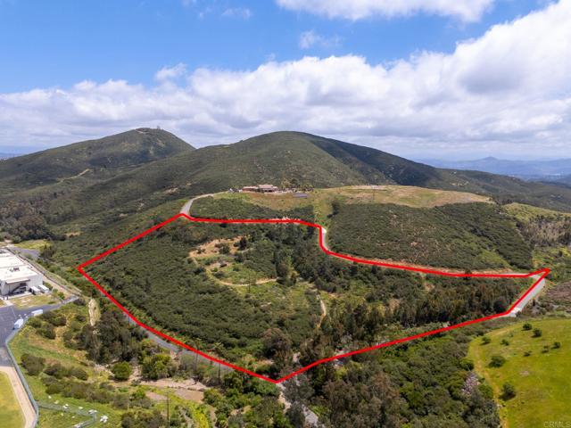 0 Deadwood Drive, San Marcos CA: https://media.crmls.org/mediaz/cc9269b8-83d5-4f31-af77-a7208df930cd.jpg