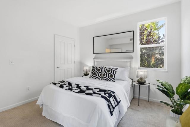 1982 W Bayshore Road, East Palo Alto CA: https://media.crmls.org/mediaz/cc92f9e4-ee01-4f2b-aebf-aca1be199c34.jpg