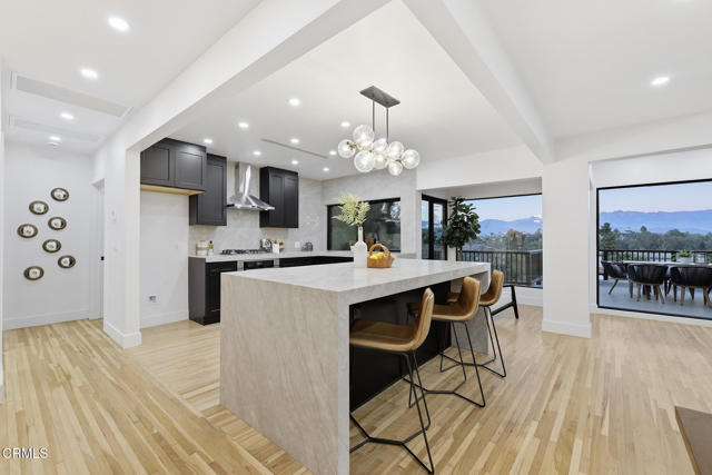 Detail Gallery Image 10 of 63 For 2001 Kenilworth Avenue Ave, Los Angeles,  CA 90039 - 4 Beds | 4 Baths