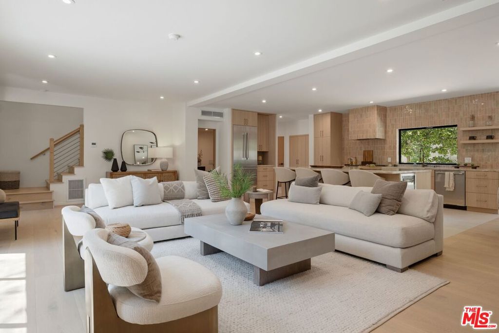 MLS #26867419 image #1