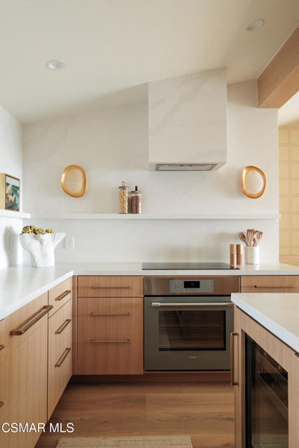 6813 Seawatch Lane, Malibu CA: https://media.crmls.org/mediaz/cc94dd77-8ed8-4001-acd9-392cd8738f23.jpg