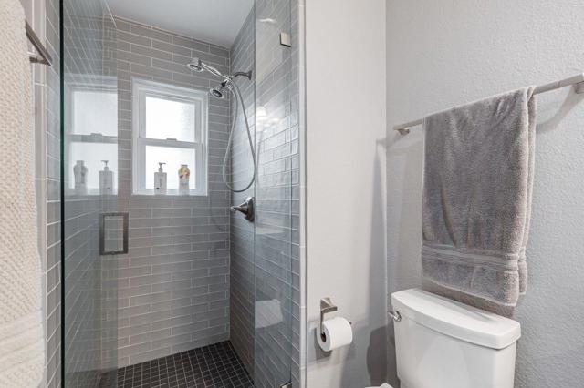 758 Pearlwood Way, San Jose CA: https://media.crmls.org/mediaz/cc953c57-2fb4-47ea-8403-deff8fa70b90.jpg