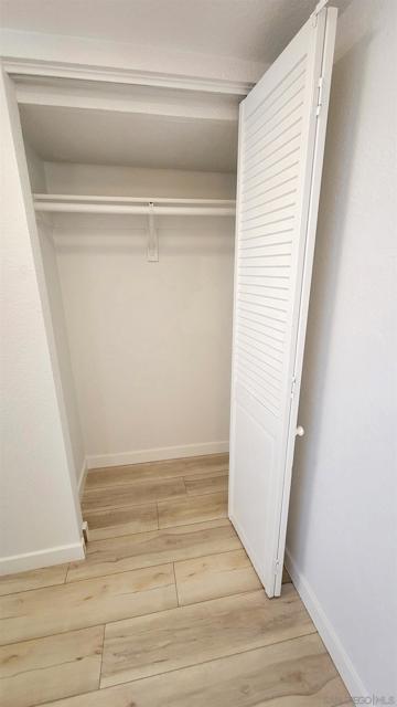 2402 Amick St, Oceanside CA: https://media.crmls.org/mediaz/cc95b0dc-b800-4590-9a4f-54737f5a9327.jpg