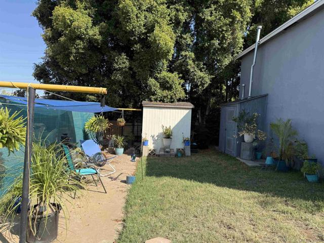 2722 2724 B Avenue, National City CA: https://media.crmls.org/mediaz/cc95ce67-7bba-4e67-ae9a-7bf628f0181e.jpg