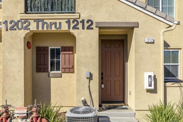 1800 E Lakeshore 1212, Lake Elsinore CA: https://media.crmls.org/mediaz/cc96c736-bbe6-47c6-b0a4-f879dd287487.jpg