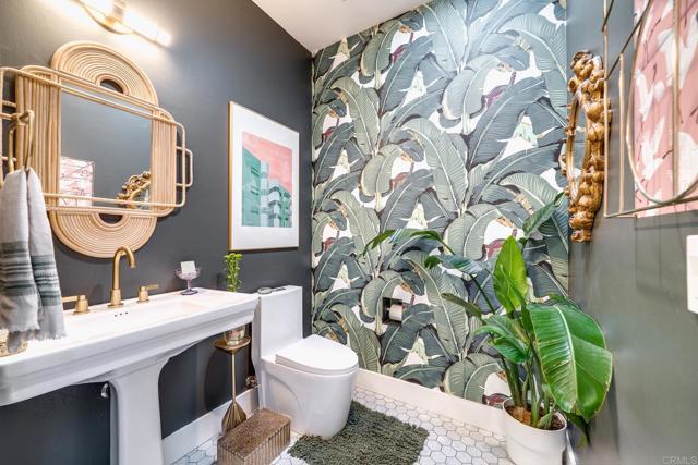 403 Black Canyon Place, Ramona CA: https://media.crmls.org/mediaz/cc97029f-c104-4a1b-874d-79d7093d6b37.jpg