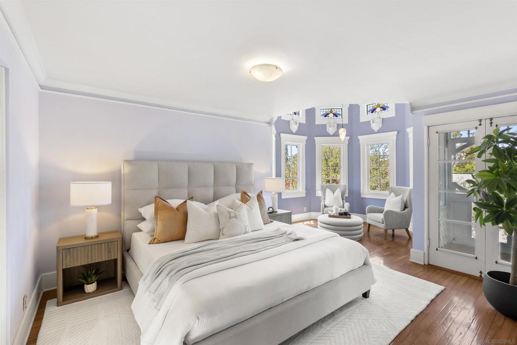 921 Court Way - photo 4