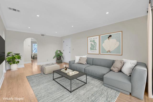 223 Kiely Boulevard, Santa Clara CA: https://media.crmls.org/mediaz/cc9782cf-fffc-498f-811c-3cf2e71b63ec.jpg
