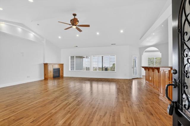 35 Blazeford Gulch, Oroville CA: https://media.crmls.org/mediaz/cc9864a1-ca6a-458f-b206-6abec6cfc07e.jpg