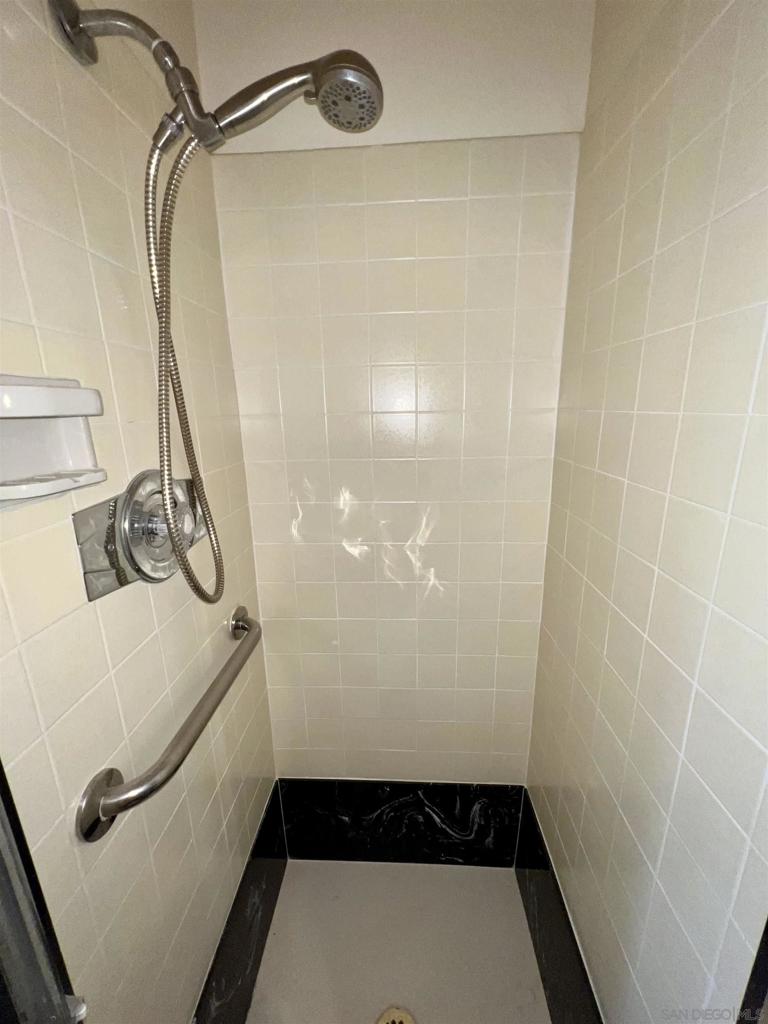 4837 Lila Dr - photo 16