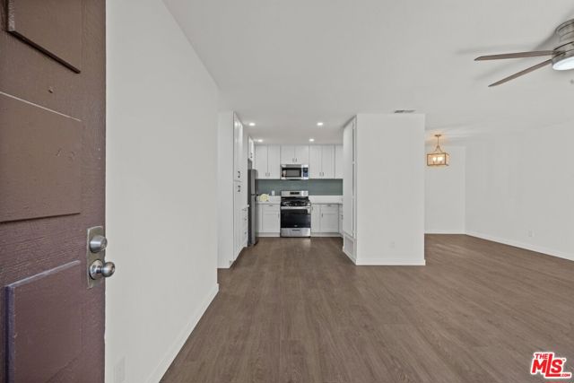 224 West Hemlock Street photo 4