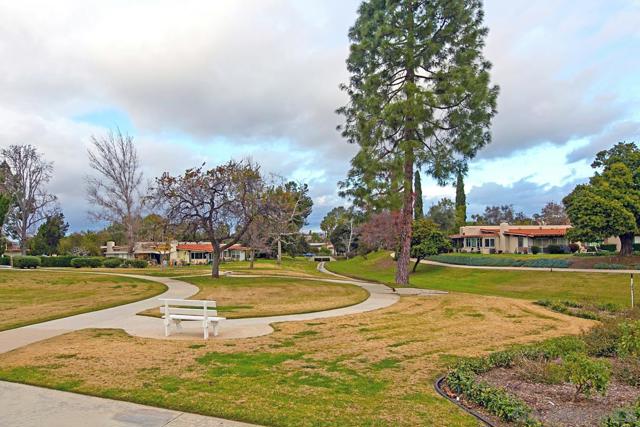 12753 Caminito Cancion, San Diego CA: https://media.crmls.org/mediaz/cc9b17f6-89ba-41bf-875c-f8cf1997ec88.jpg
