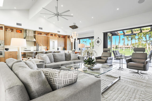 76 Old Ranch Road, Palm Desert, CA 92211