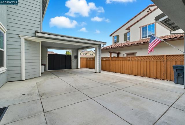 320 E Angelina Ave, Mountain House CA: https://media.crmls.org/mediaz/cc9c649f-e902-487c-b1b7-4e1f5b2cc404.jpg