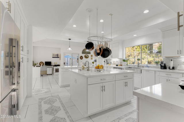 6417 Turfway Road, Moorpark CA: https://media.crmls.org/mediaz/cc9c8fc1-098f-4634-84e2-faeb9e328d0b.jpg