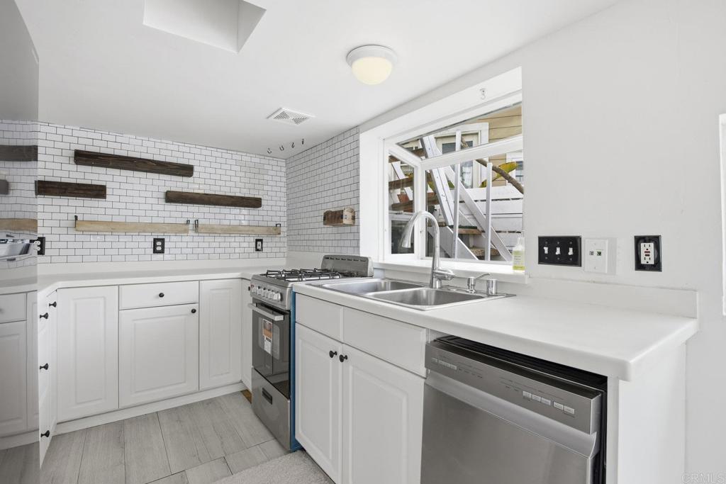 170 Diana Street - photo 14