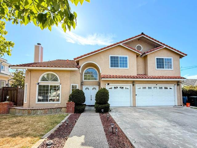 10163 Bret Avenue, Cupertino CA: https://media.crmls.org/mediaz/cc9d07da-7733-451d-8f67-dd46d0051936.jpg