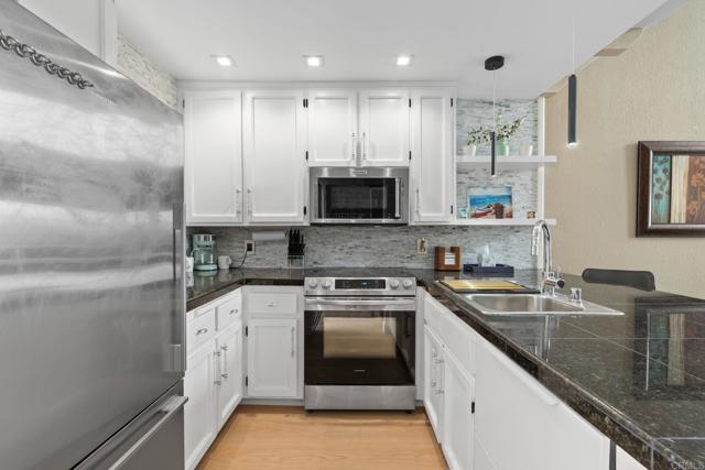 Detail Gallery Image 44 of 48 For 270 Dahlia Ave #22,  Imperial Beach,  CA 91932 - 3 Beds | 2/1 Baths