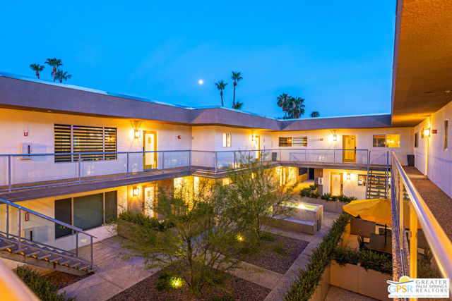 588 E San Lorenzo Road, Palm Springs CA: https://media.crmls.org/mediaz/cc9f3ed7-39e8-412f-afda-fbd4acb55d61.jpg