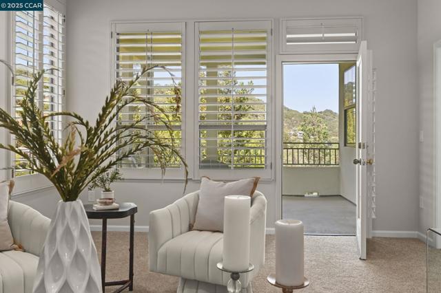 5954 Autumnwood Dr, Walnut Creek CA: https://media.crmls.org/mediaz/cc9f5a9c-d2f2-4231-990c-8b9c8ac9cd0e.jpg