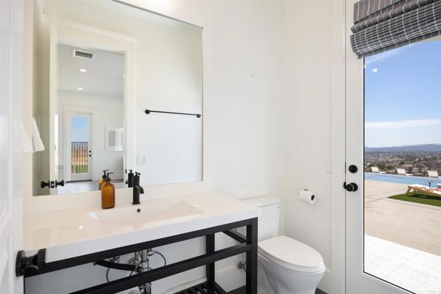 42144 Citrus Heights Road, Temecula CA: https://media.crmls.org/mediaz/cc9f715a-d298-48b6-bdb4-e3e797ebd0f0.jpg