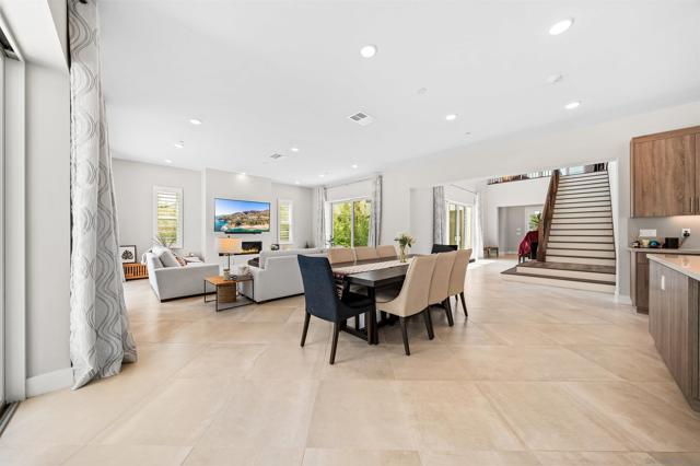 5347 Morning Sage Way, San Diego CA: https://media.crmls.org/mediaz/cc9f832a-2045-4b0a-bd8c-efa9b153e71c.jpg