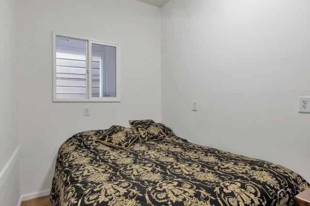 835 Alabama Street, San Francisco CA: https://media.crmls.org/mediaz/cca05253-ec93-4b69-a576-da6148c5f319.jpg