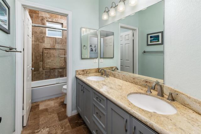 Detail Gallery Image 29 of 38 For 1749 Skimmer Ct, Carlsbad,  CA 92011 - 5 Beds | 3 Baths