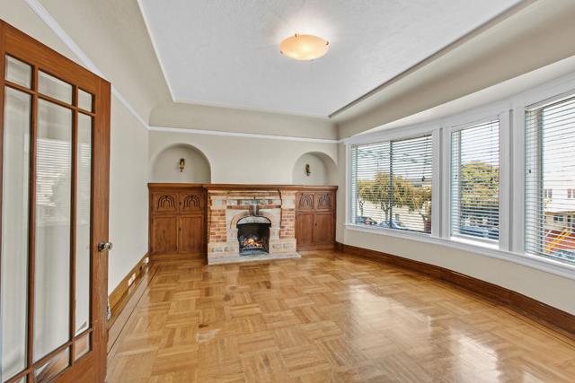 222 Holyoke, San Francisco CA: https://media.crmls.org/mediaz/cca19d51-82bb-423c-a55d-38f5416e9ea4.jpg