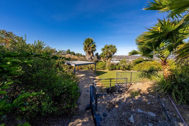 Detail Gallery Image 62 of 72 For 5604 Toyon Road, San Diego,  CA 92115 - 6 Beds | 4/1 Baths