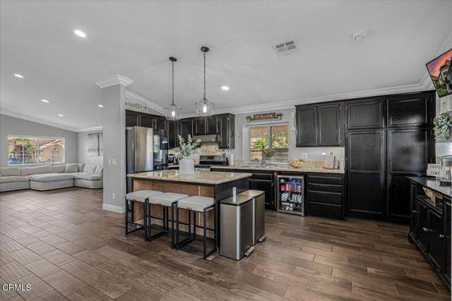 Detail Gallery Image 11 of 51 For 1129 1st St, Fillmore,  CA 93015 - 4 Beds | 2 Baths