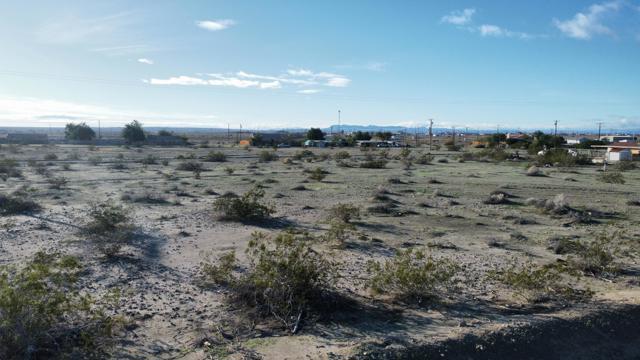 Image 4 of 13 For 1193 Shore Sand Street