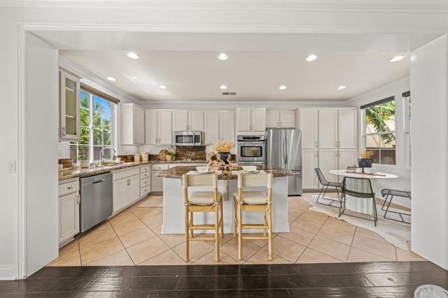 Image 9 of 58 For 2192 Corte Anacapa