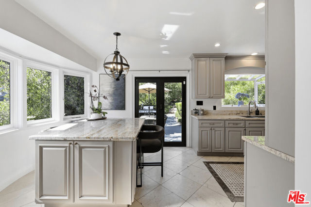 2300 Benedict Canyon Drive photo 15