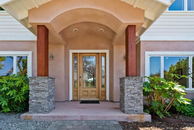 422 Mccormick Avenue, Capitola CA: https://media.crmls.org/mediaz/cca76fc5-c246-4ca3-ba7a-fe055f1150a8.jpg