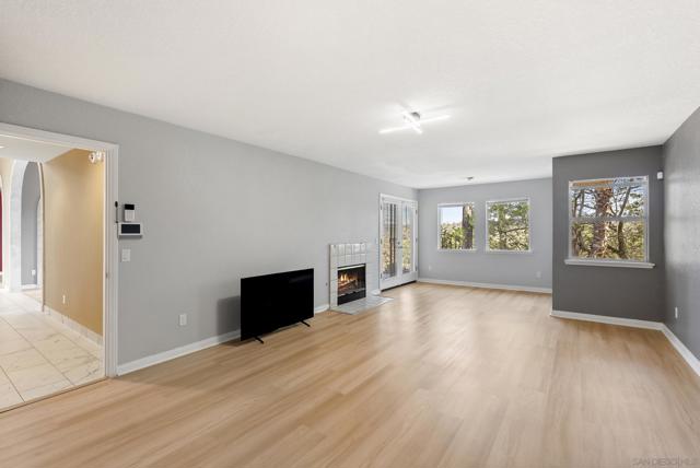 6518 Monte Fuego, Rancho Santa Fe CA: https://media.crmls.org/mediaz/cca7c23b-1eca-41e7-864d-53c2e8b9a399.jpg