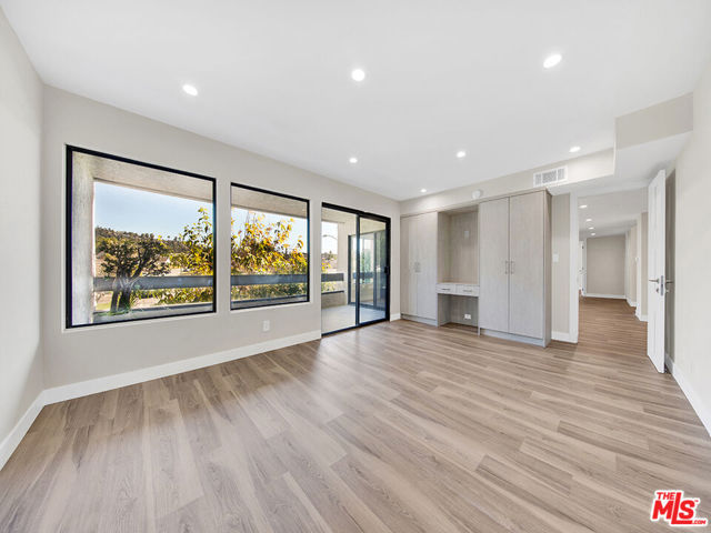 1325 Valley View Road, 201 photo 25