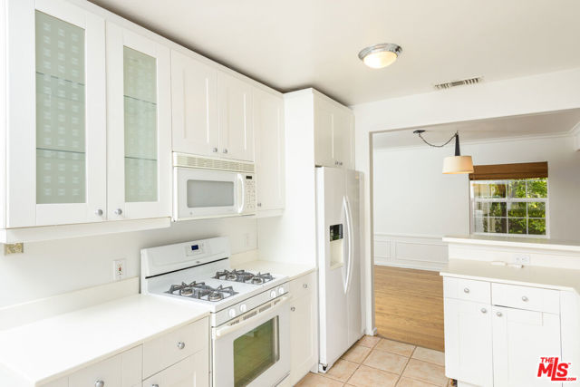 11425 Burnham Street, Los Angeles CA: https://media.crmls.org/mediaz/cca95f8a-456c-4dda-a416-8f7300b53a46.jpg