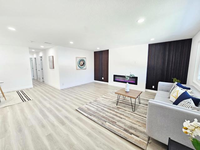 504 Beth Drive, San Jose CA: https://media.crmls.org/mediaz/cca9c3c8-a401-491f-a19e-ece62d2db134.jpg